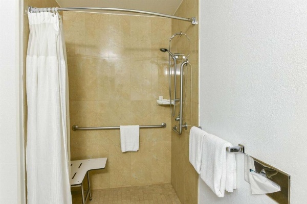 SureStay Hotel by Best Western Ontario Airport image 20